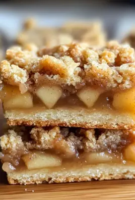 Homemade Apple Crisp Shortbread Bars - theamazingfood